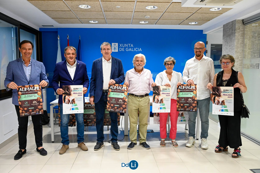 Máximo Gómez, Amador Diáz, Manuel Pardo, Rosendo Fernández, Concepción Conde, Ricardo Sieiro e Josefa Devesa. | FOTO: Noelia Caseiro.