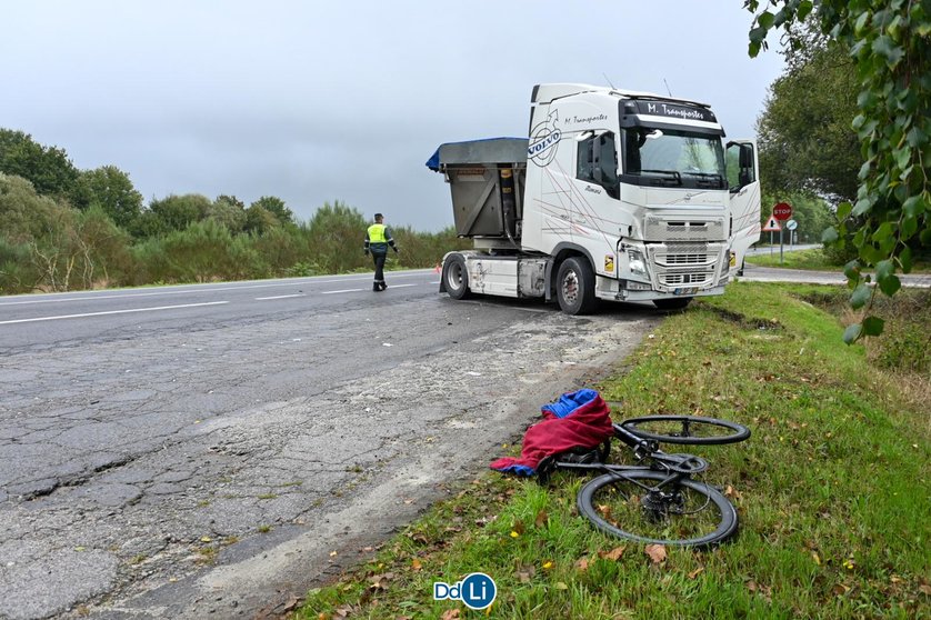 El accidente tuvo lugar poco después de las 11:00 horas de esta mañana. | FOTO: Noelia Caseiro.