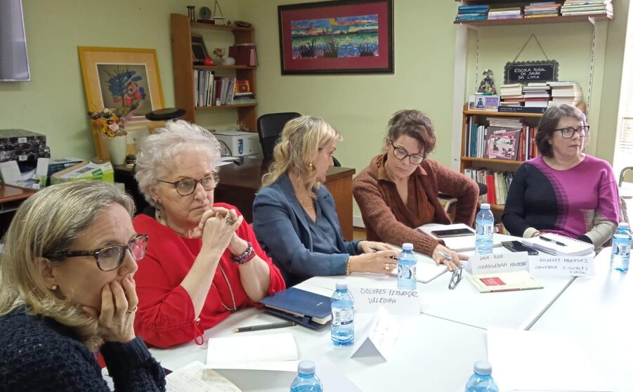 Encuentro de mujeres con "A Valedora do pobo".